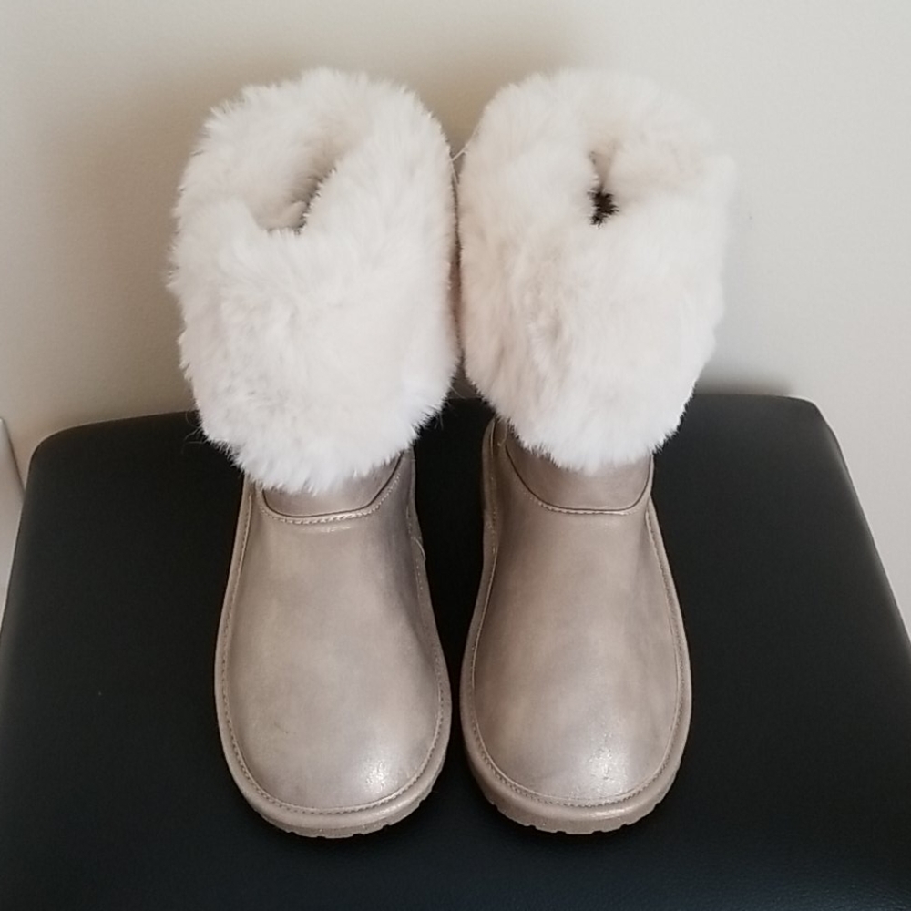 Children's Place fashion boots